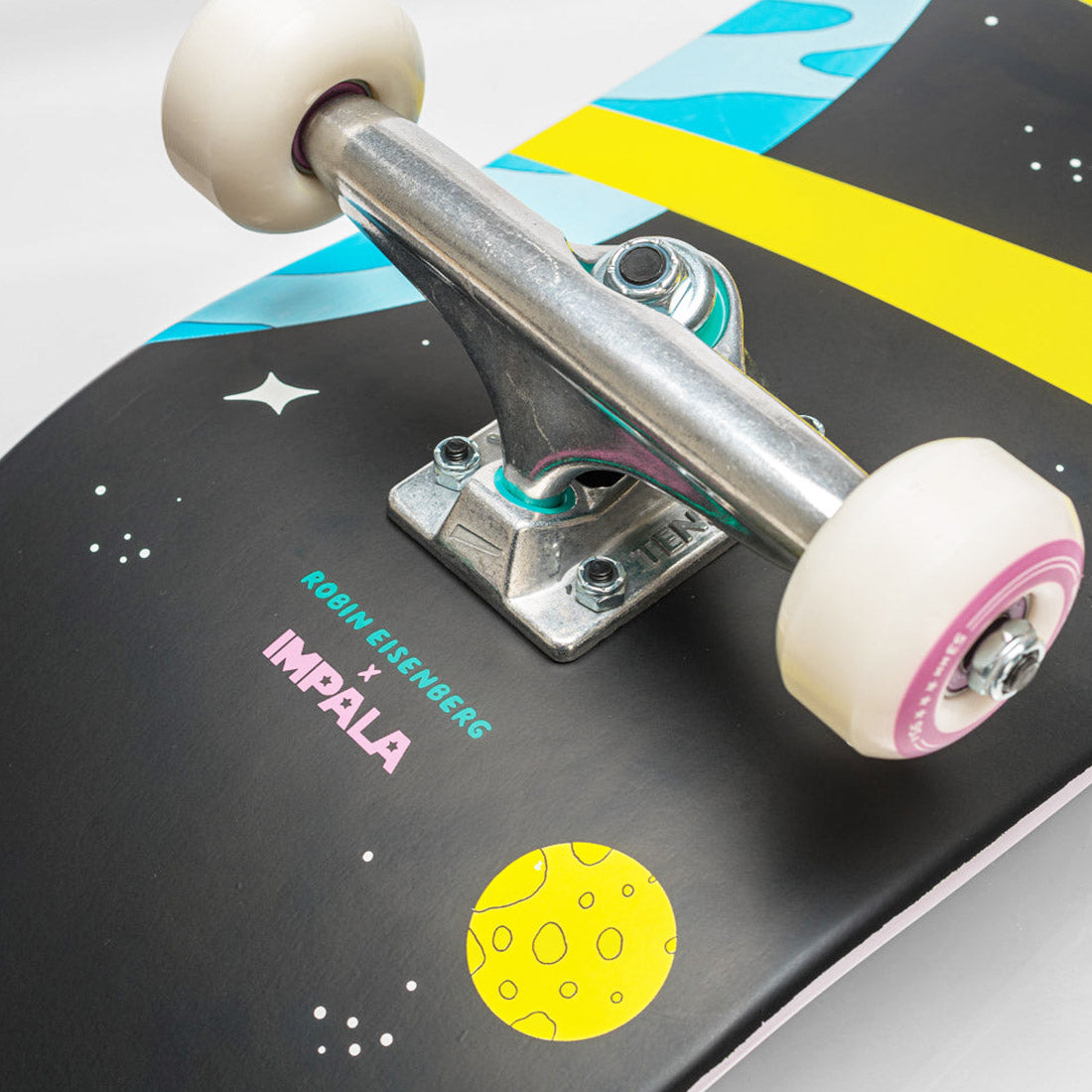 Impala Saturn Robin Eisenberg Space 8.25 Complete Skateboard Completes Modern Street