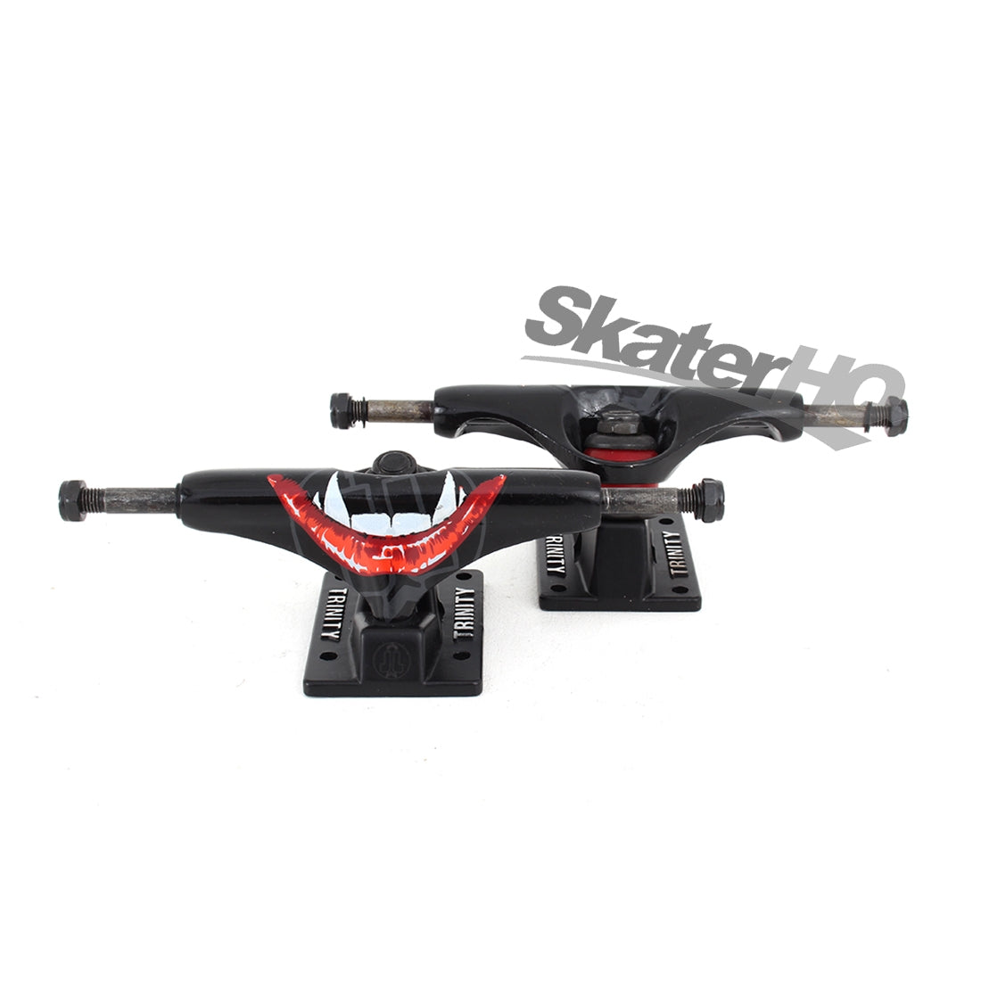 Trinity Fangs 5.0 Pair - Black Skateboard Trucks